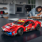 Ferrari 488 GTE “AF Corse #51” - LEGO® Store Slovenija