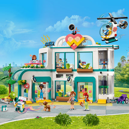 LEGO® Friends - Heartlake City kórház (42621)