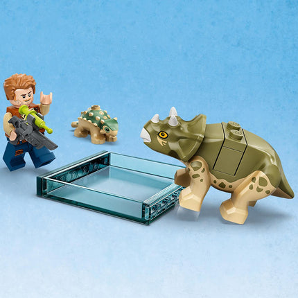 LEGO® Jurassic World - Dr. Wu laborja: Bébidinoszauruszok szöké (75939)