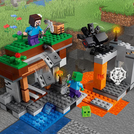 LEGO® Minecraft® - Az elhagyatott bánya (21166)