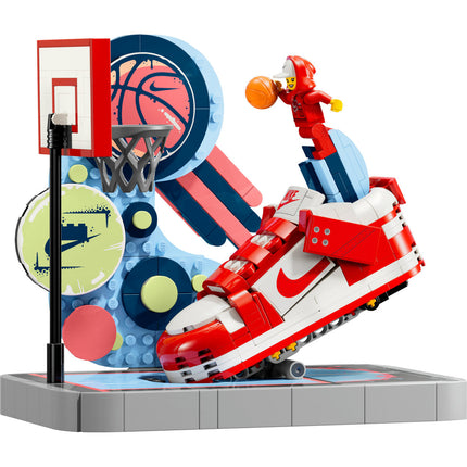 Nike x LEGO Collection (43021)