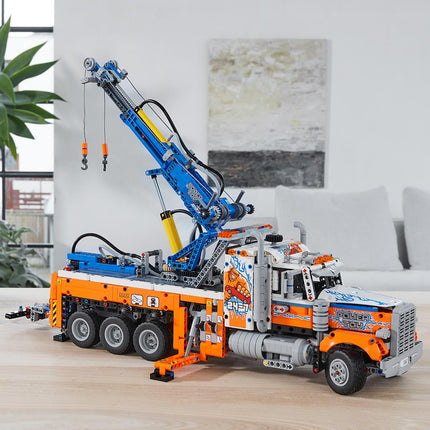 LEGO® Technic - Nagy terherbírású vontató (42128)