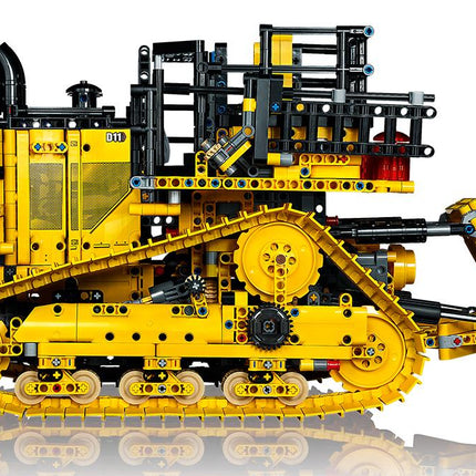 LEGO® Technic - Cat® D11 buldózer (42131)