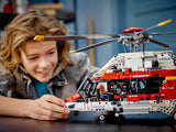 LEGO® Technic - Airbus H175 Mentőhelikopter (42145)