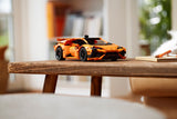 Oranžen Lamborghini Huracán Tecnica