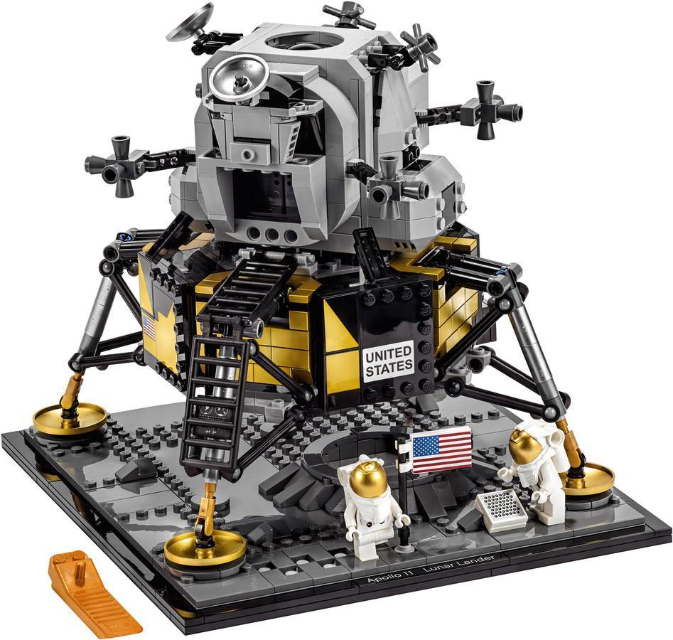 Lunarni pristajalnik NASA Apollo 11 - LEGO® Store Slovenija