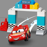 Dan za dirko Strele McQueena - LEGO® Store Slovenija