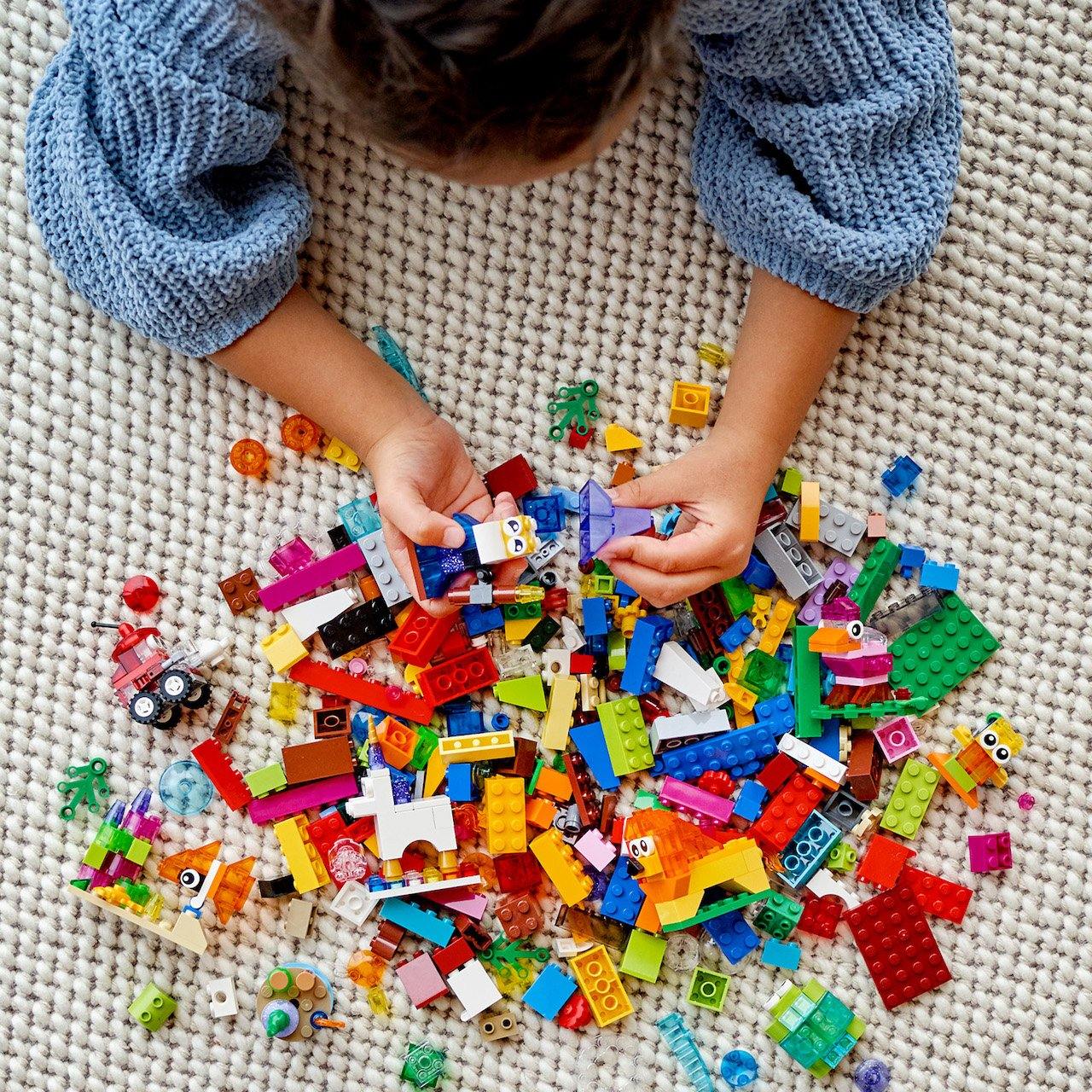 Ustvarjalne prosojne kocke - LEGO® Store Slovenija
