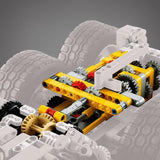 Členjeni transporter Volvo 6x6 - LEGO® Store Slovenija