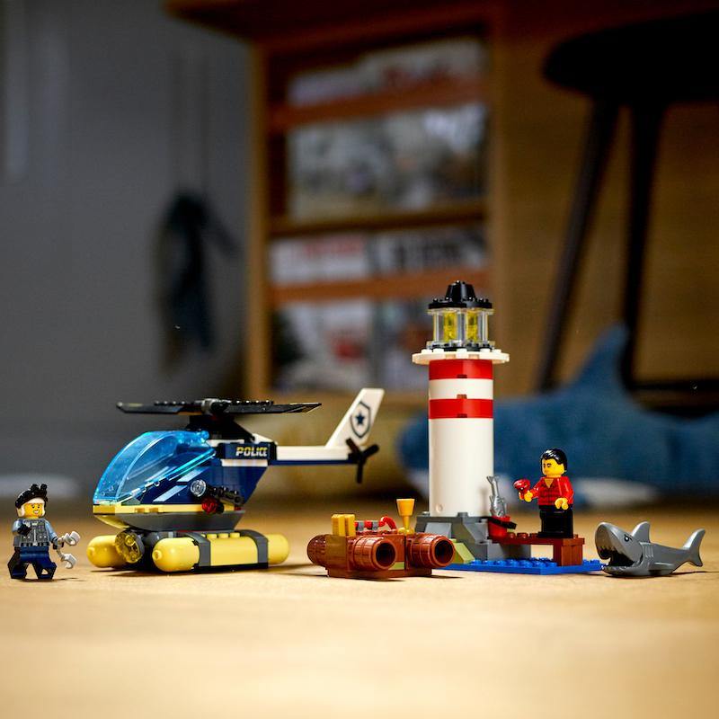 Zaseda elitne policije pri svetilniku - LEGO® Store Slovenija