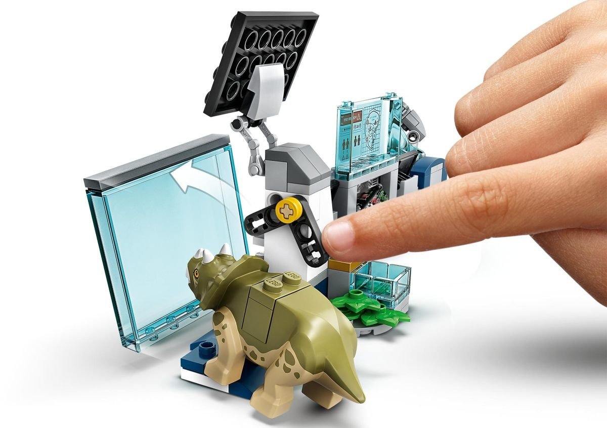 Dr. Wujev laboratorij: pobeg malega din - LEGO® Store Slovenija
